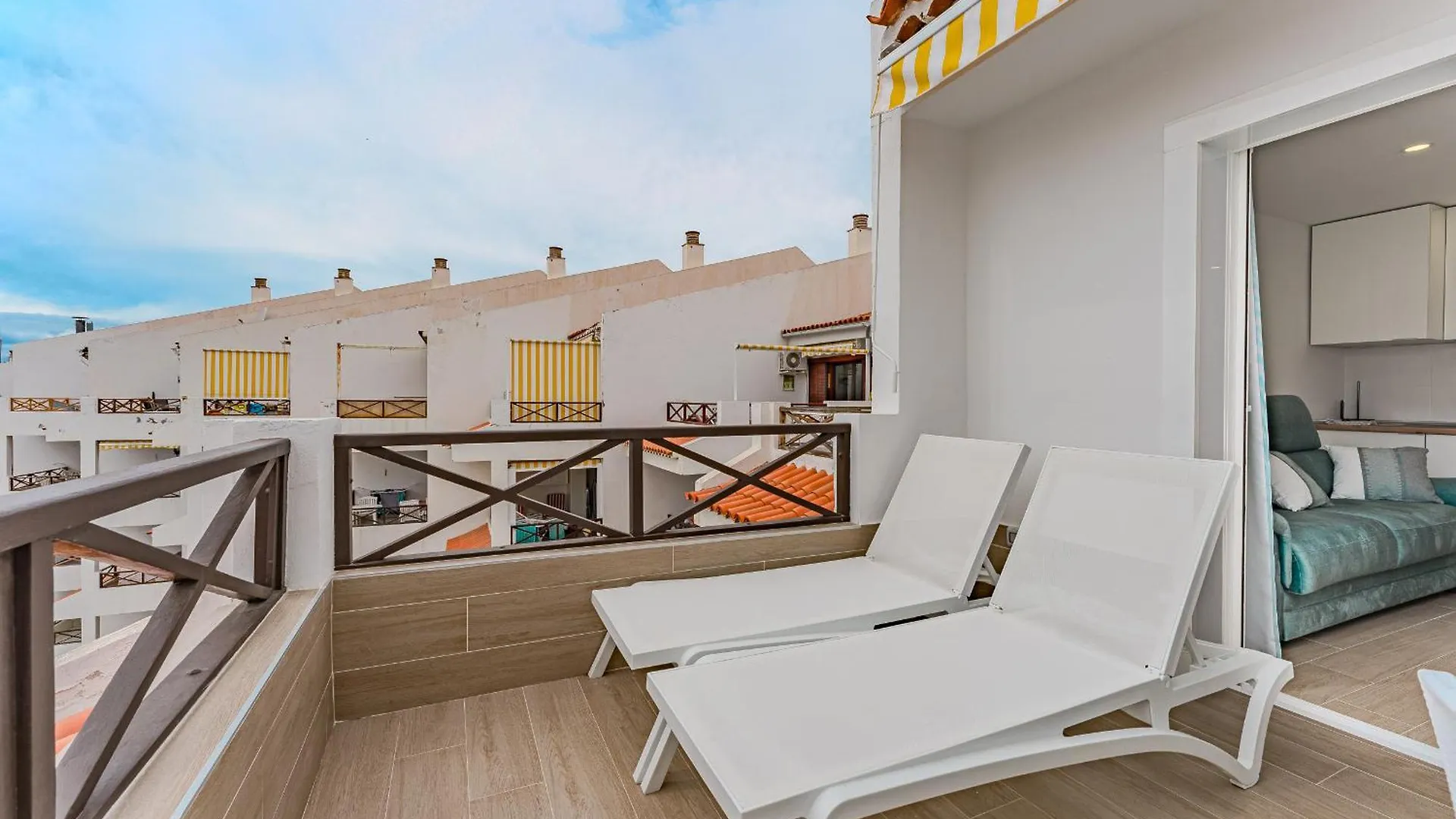 Los Cristianos San Marino Bluesky Apartment Spain
