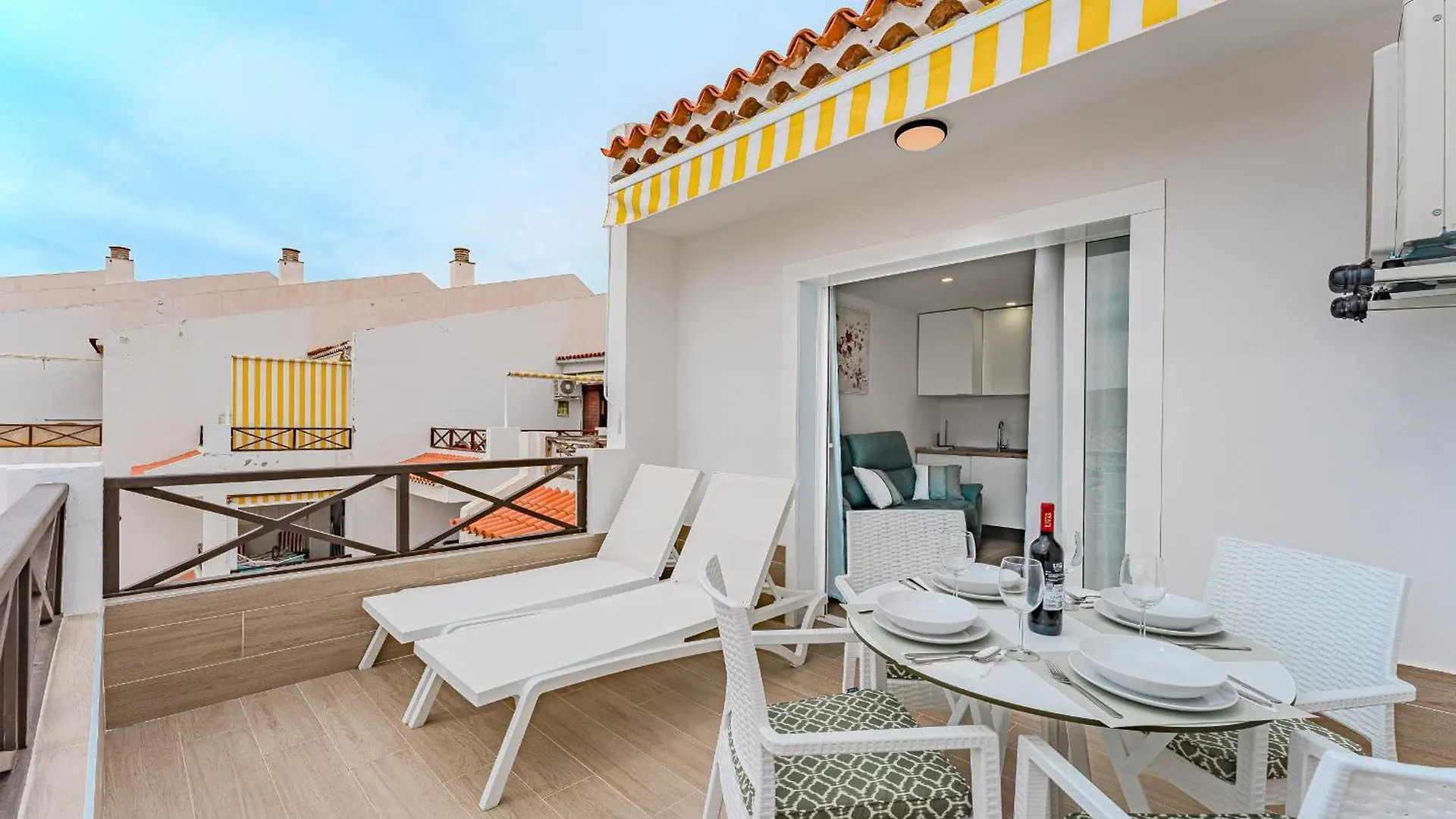 Los Cristianos San Marino Bluesky Apartment Spain